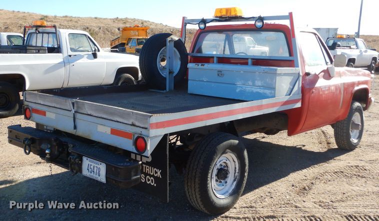 image for item KO9018 1984 Chevrolet D30  flatbed pickup truck