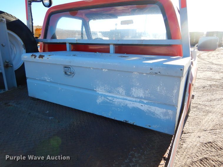 image for item KO9018 1984 Chevrolet D30  flatbed pickup truck