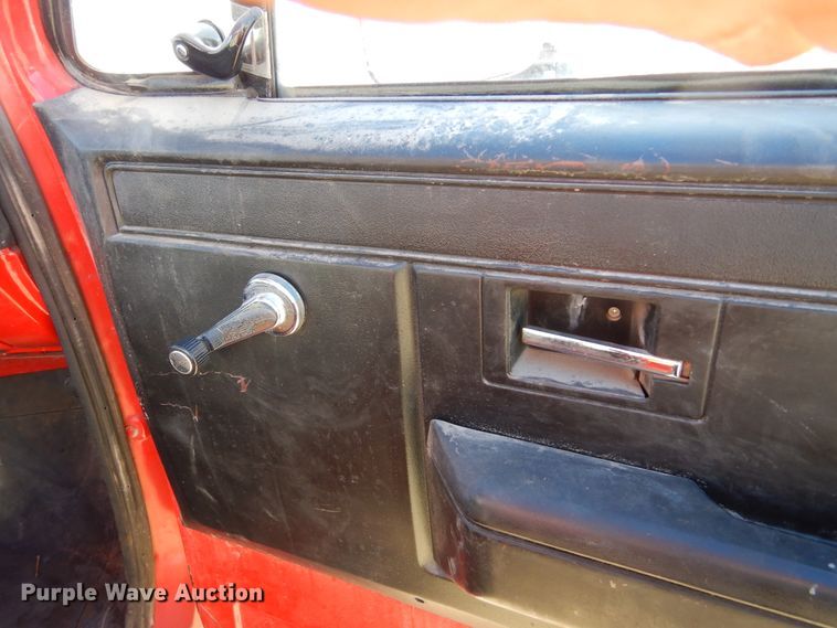 image for item KO9018 1984 Chevrolet D30  flatbed pickup truck