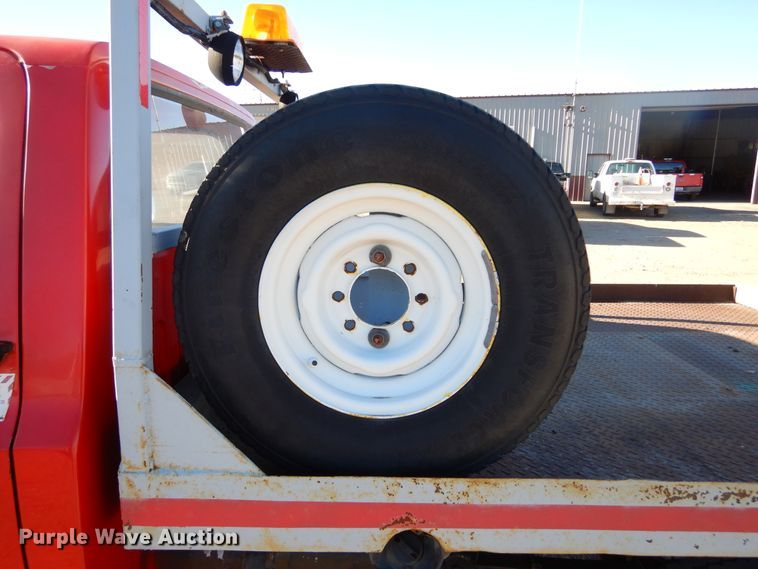 image for item KO9018 1984 Chevrolet D30  flatbed pickup truck