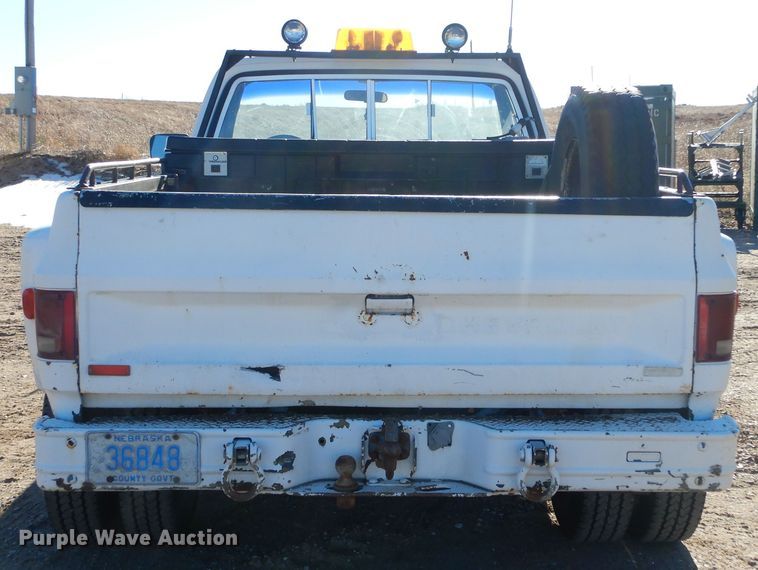 image for item KO9020 1985 Chevrolet D30  pickup truck