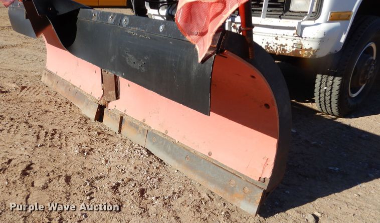 image for item KO9020 1985 Chevrolet D30  pickup truck