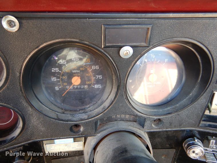 image for item KO9020 1985 Chevrolet D30  pickup truck