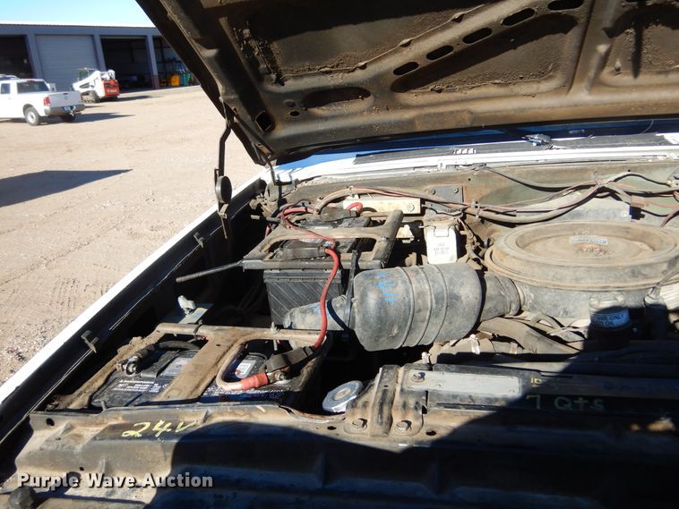 image for item KO9020 1985 Chevrolet D30  pickup truck