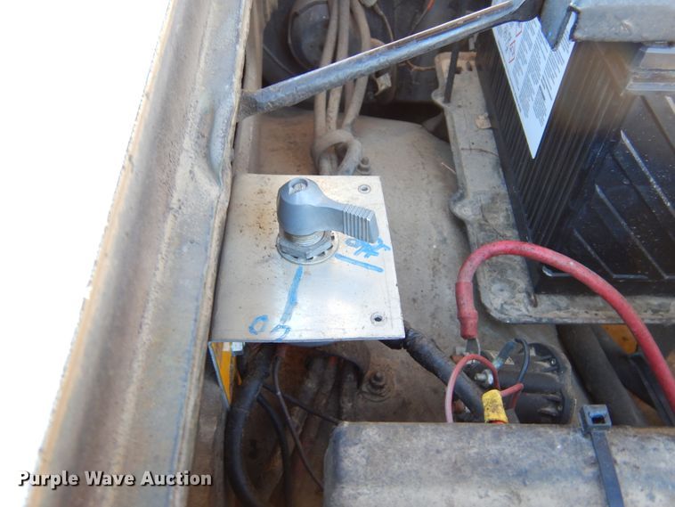 image for item KO9020 1985 Chevrolet D30  pickup truck