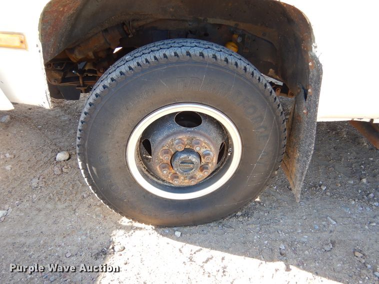 image for item KO9020 1985 Chevrolet D30  pickup truck