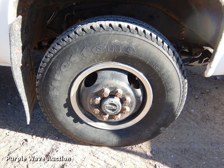 image for item KO9020 1985 Chevrolet D30  pickup truck