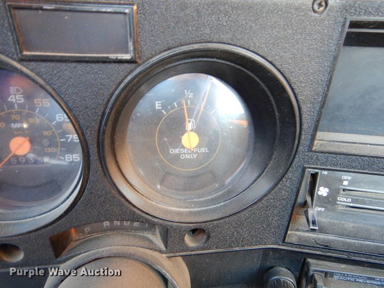 image for item KO9022 1986 Chevrolet D30  pickup truck