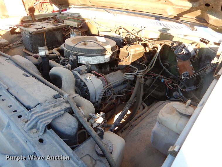 image for item KO9022 1986 Chevrolet D30  pickup truck