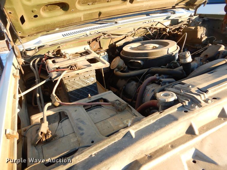 image for item KO9022 1986 Chevrolet D30  pickup truck