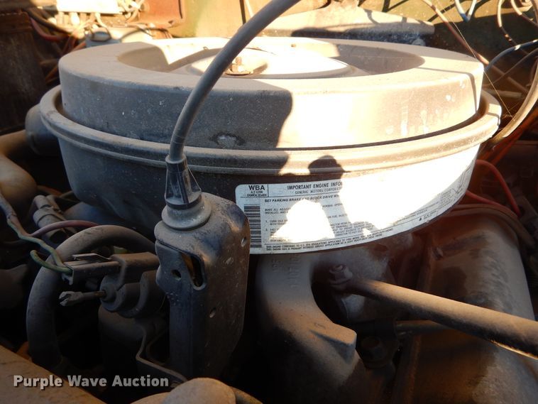 image for item KO9022 1986 Chevrolet D30  pickup truck