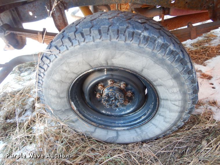 image for item KO9022 1986 Chevrolet D30  pickup truck