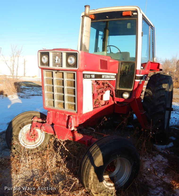 image for item KO9023 International 186 Hydro  tractor