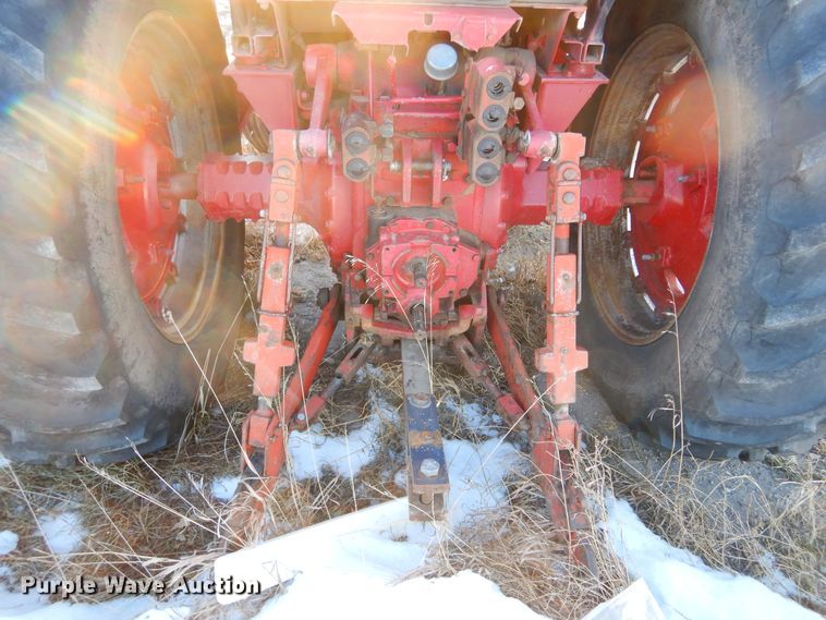 image for item KO9023 International 186 Hydro  tractor