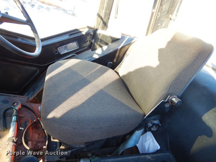 image for item KO9023 International 186 Hydro  tractor