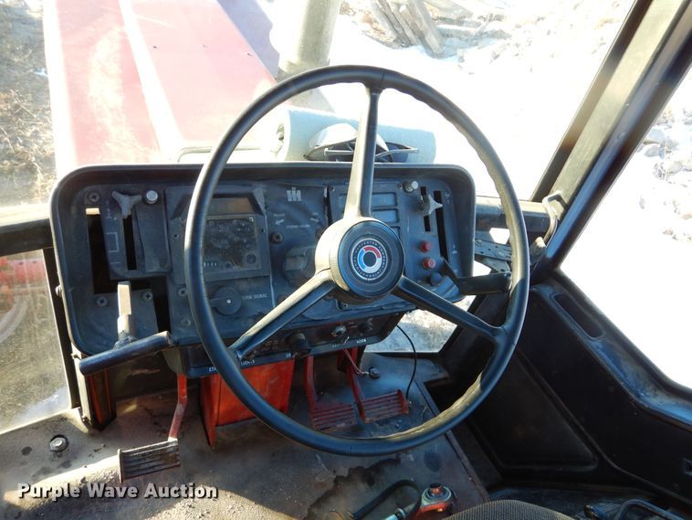 image for item KO9023 International 186 Hydro  tractor