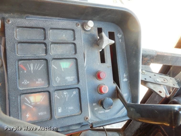 image for item KO9023 International 186 Hydro  tractor