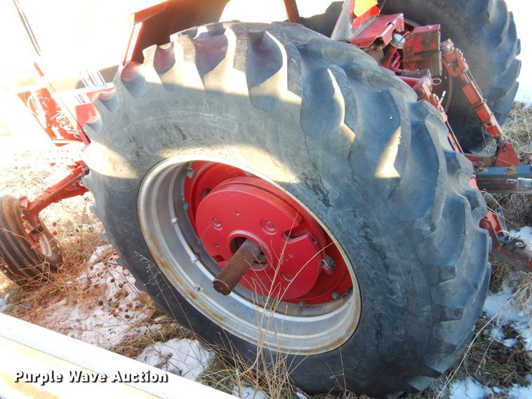 image for item KO9023 International 186 Hydro  tractor