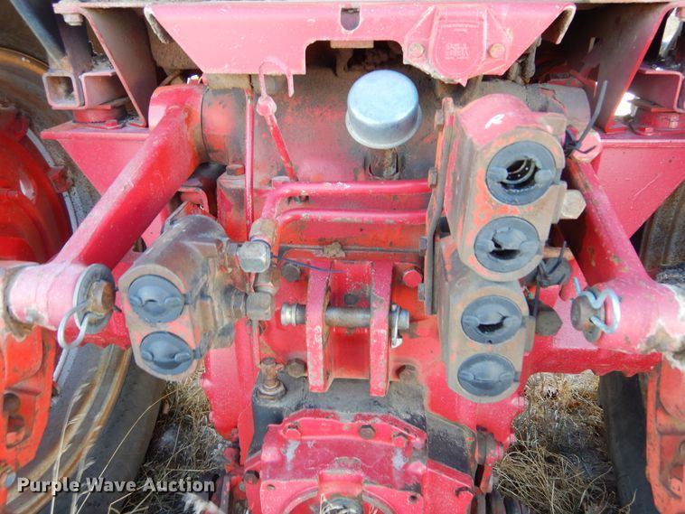 image for item KO9023 International 186 Hydro  tractor