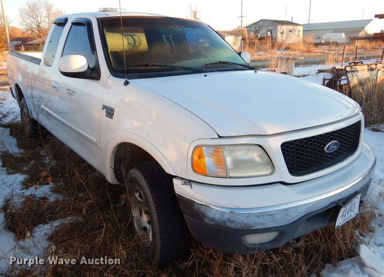 image for item KO9024 2000 Ford F150  SuperCab pickup truck