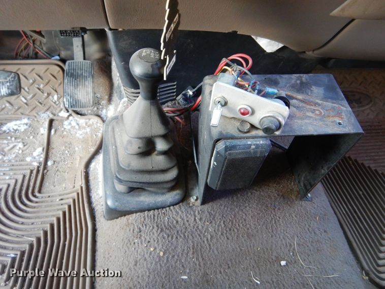 image for item KO9024 2000 Ford F150  SuperCab pickup truck