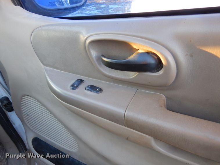 image for item KO9024 2000 Ford F150  SuperCab pickup truck