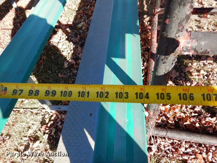 image for item KO9535 (6) aluminum bleachers