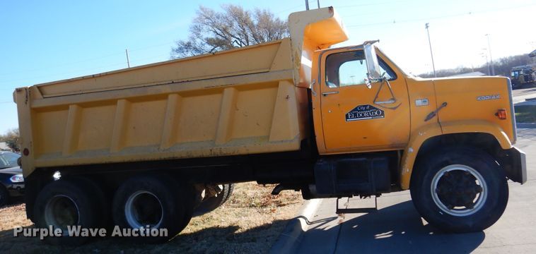image for item KO9536 1983 Chevrolet Kodiak C70  dump truck