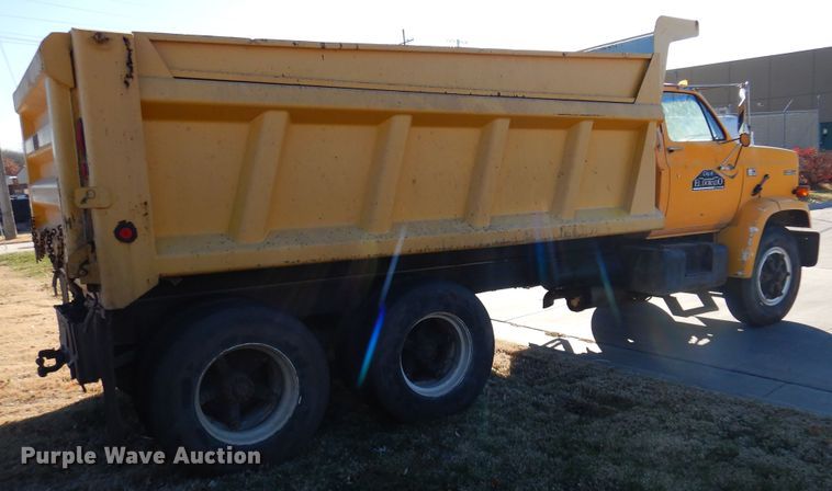 image for item KO9536 1983 Chevrolet Kodiak C70  dump truck