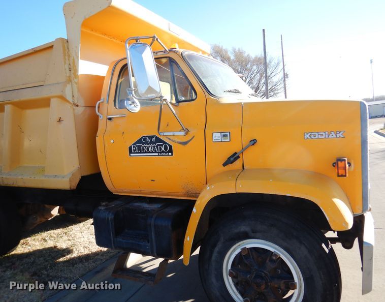 image for item KO9536 1983 Chevrolet Kodiak C70  dump truck