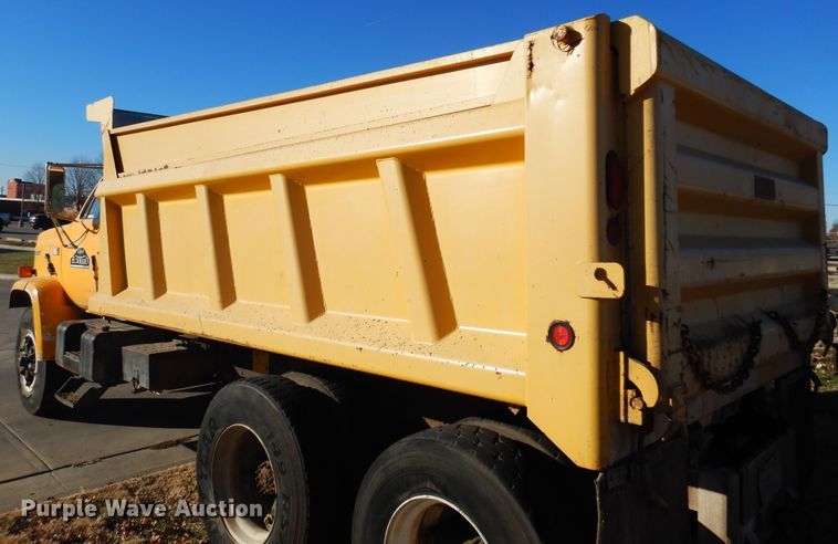 image for item KO9536 1983 Chevrolet Kodiak C70  dump truck
