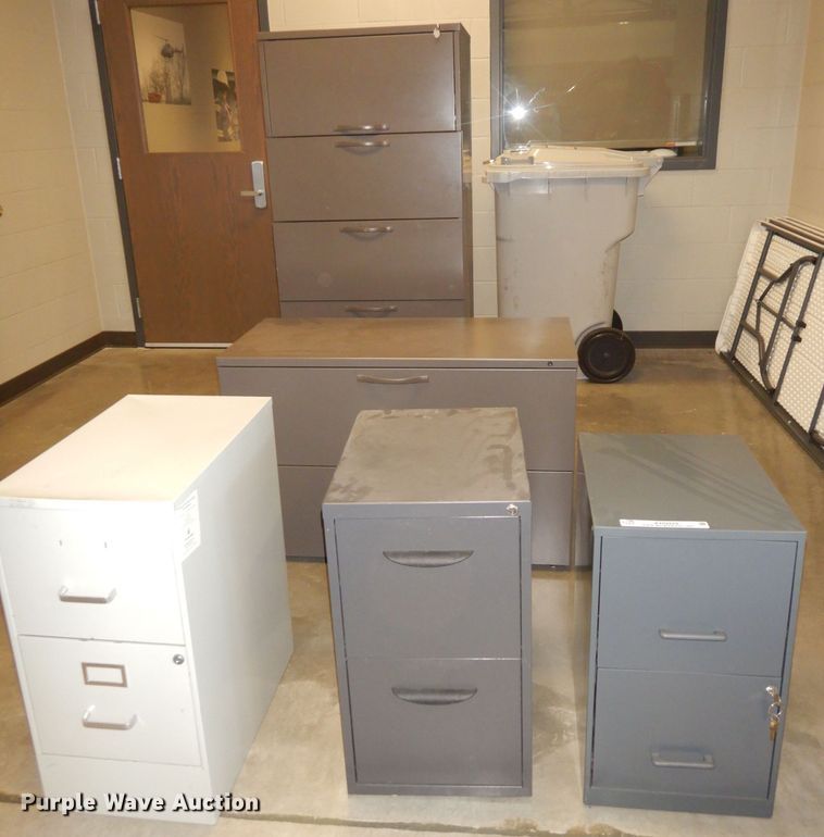 image for item KR9929 (5) file cabinets
