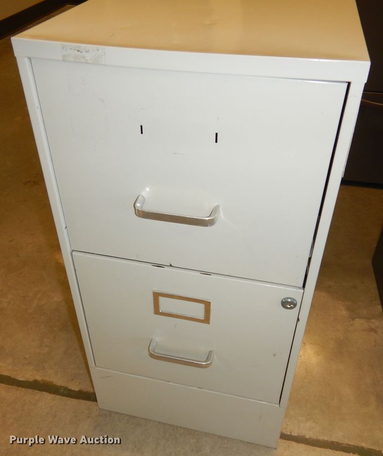 image for item KR9929 (5) file cabinets