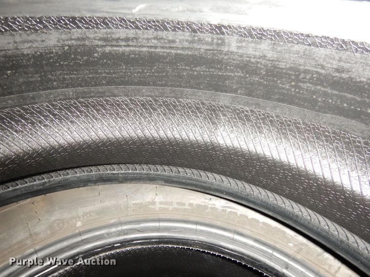 image for item KR9932 (4) Continental 275/65R18 tires