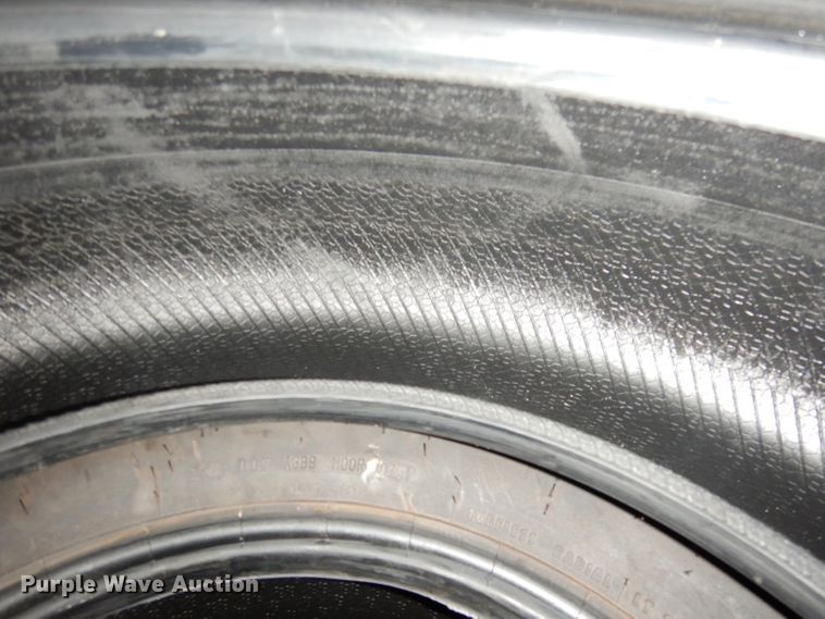 image for item KR9933 (4) Continental 275/65R18 tires