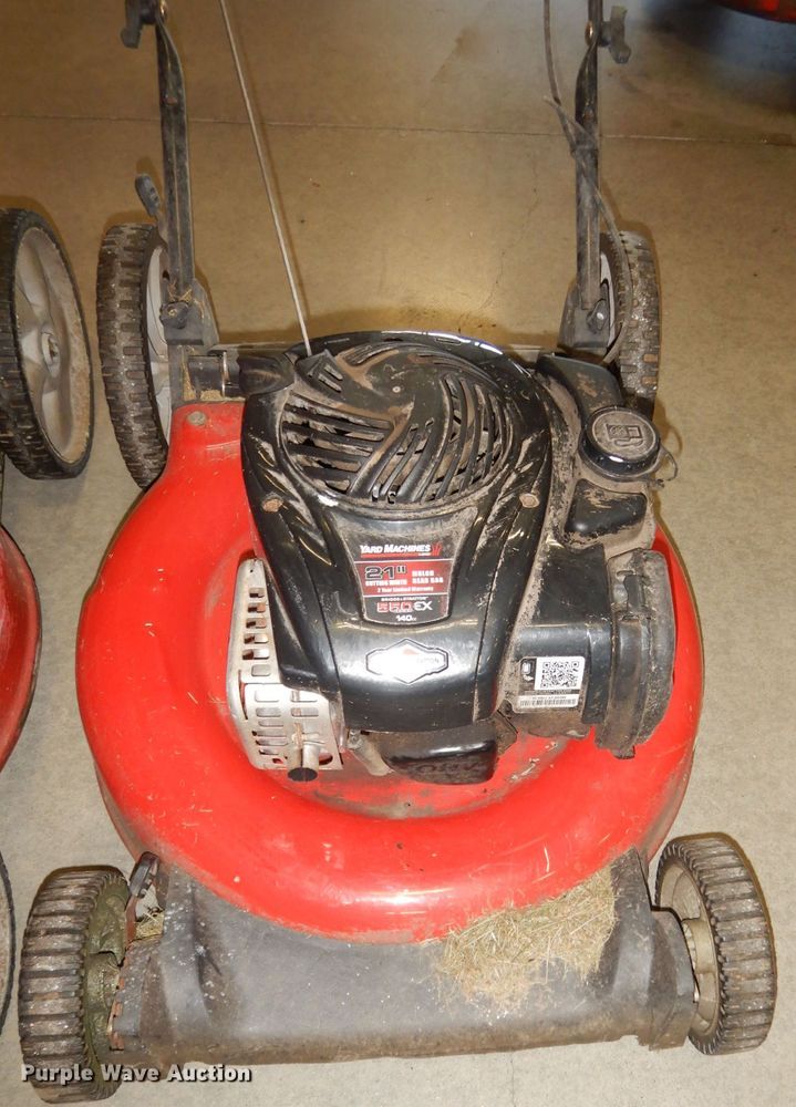 image for item KR9935 (3) MTD lawn mowers