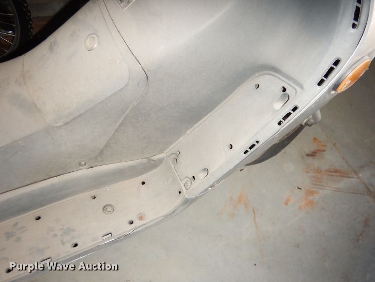 image for item KR9941 2005 Shanghai Jmstar  moped