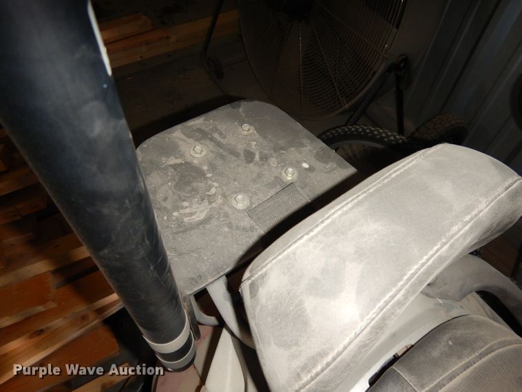 image for item KR9941 2005 Shanghai Jmstar  moped