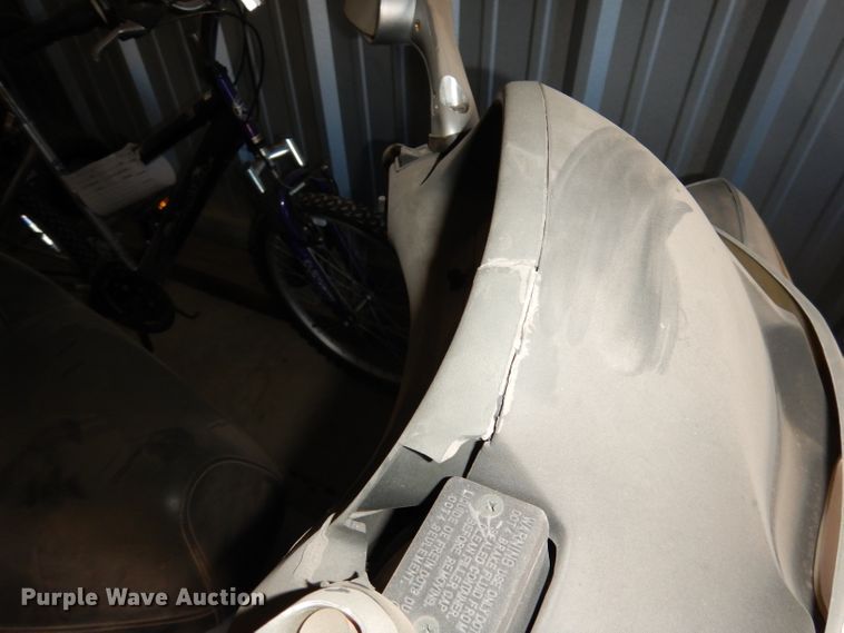 image for item KR9941 2005 Shanghai Jmstar  moped