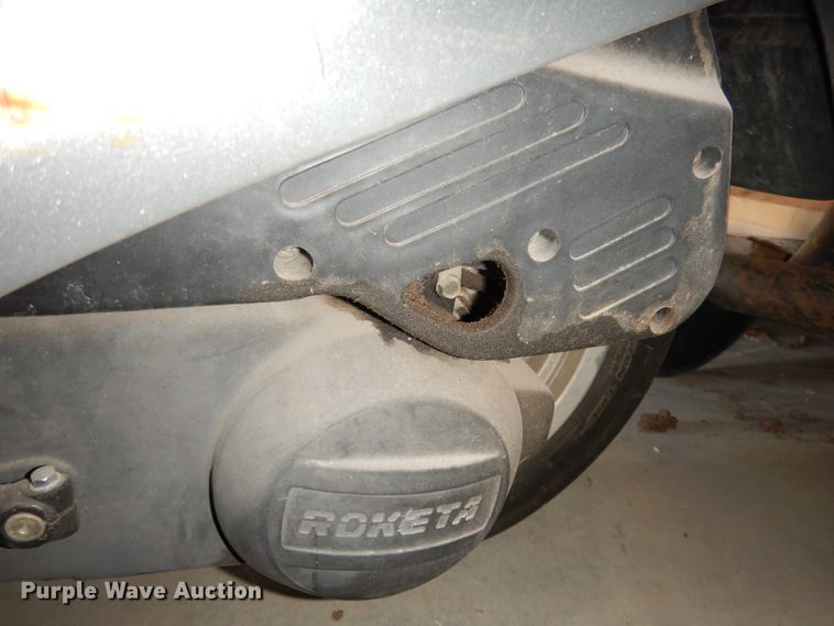 image for item KR9941 2005 Shanghai Jmstar  moped