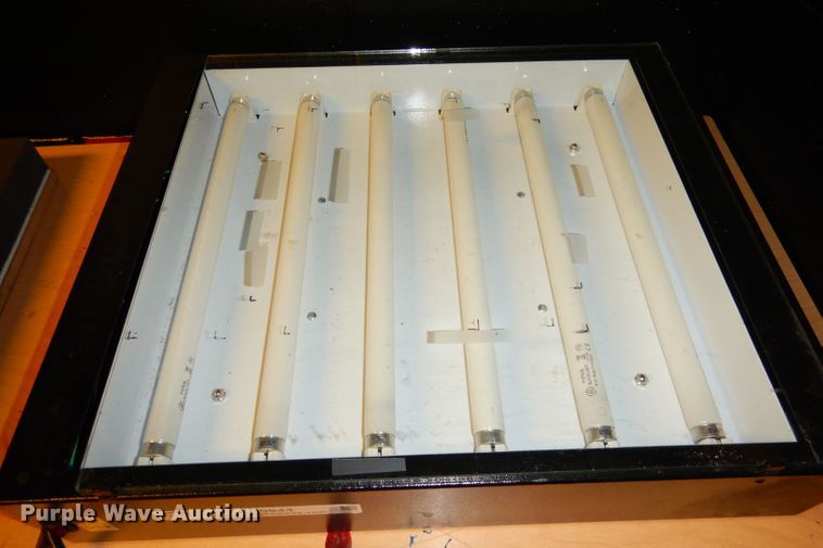 image for item KR9944 Screen printing light box