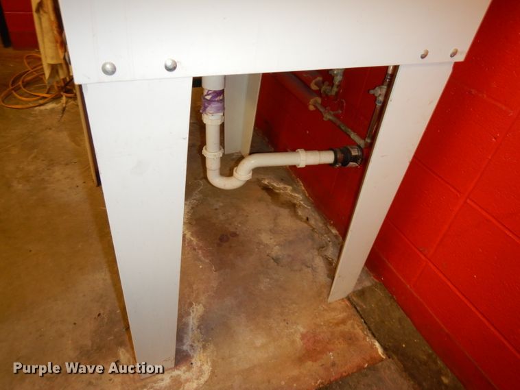 image for item KR9946 SPSI wash station