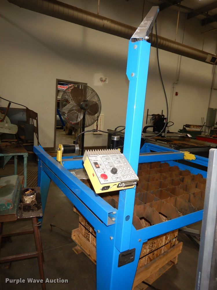 image for item KR9952 PlasmaCam DHC2 cutting table