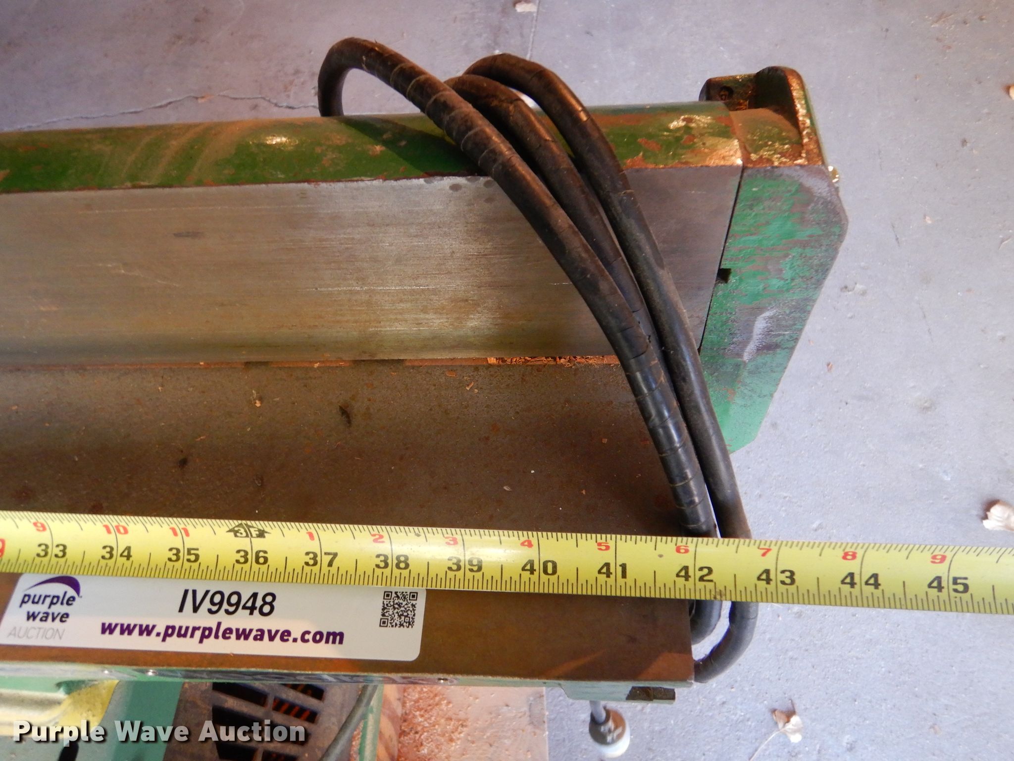 Woodtek jointer in Norton, KS Item IV9948 sold Purple Wave