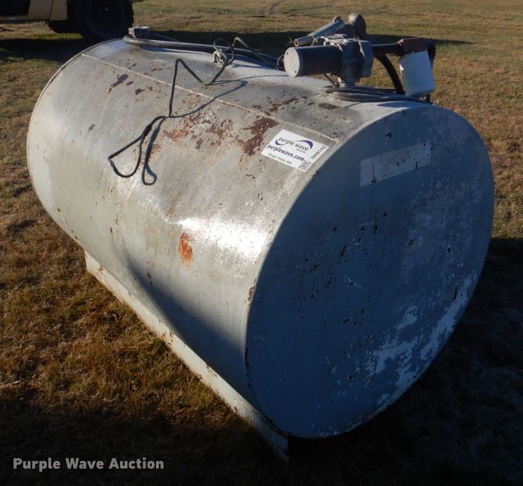 image for item DH8143 Fuel tank