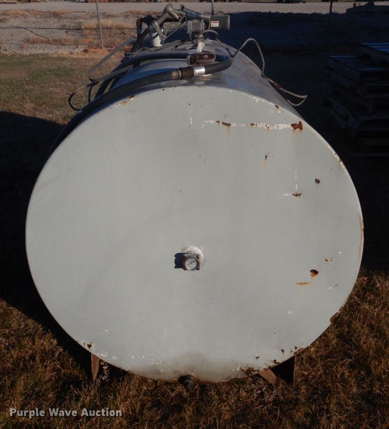 image for item DH8143 Fuel tank
