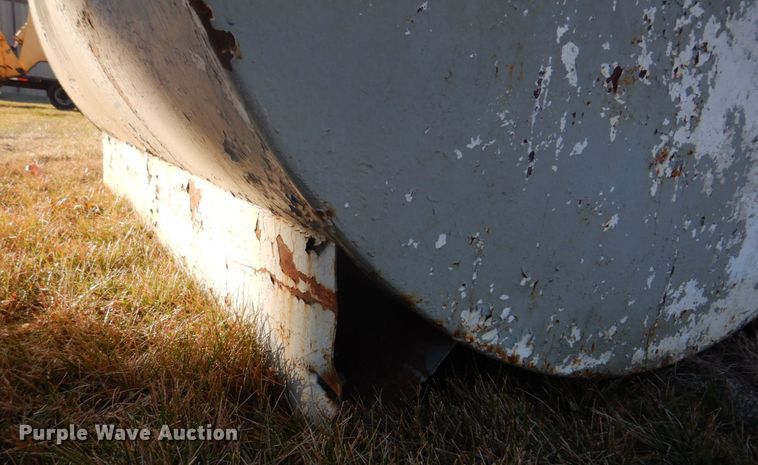 image for item DH8143 Fuel tank