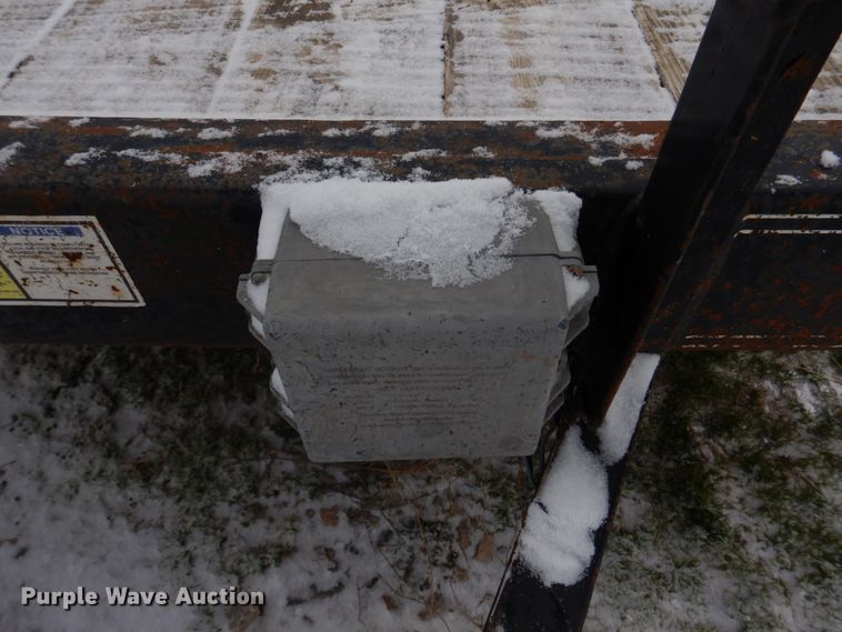 image for item DH8149 2012 PJ  equipment trailer