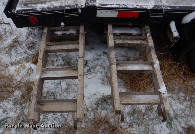 image for item DH8149 2012 PJ  equipment trailer