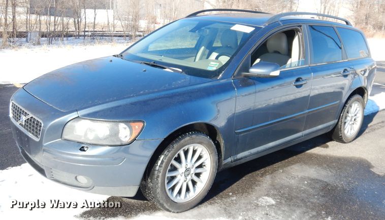 image for item DH8790 2005 Volvo V50 T5